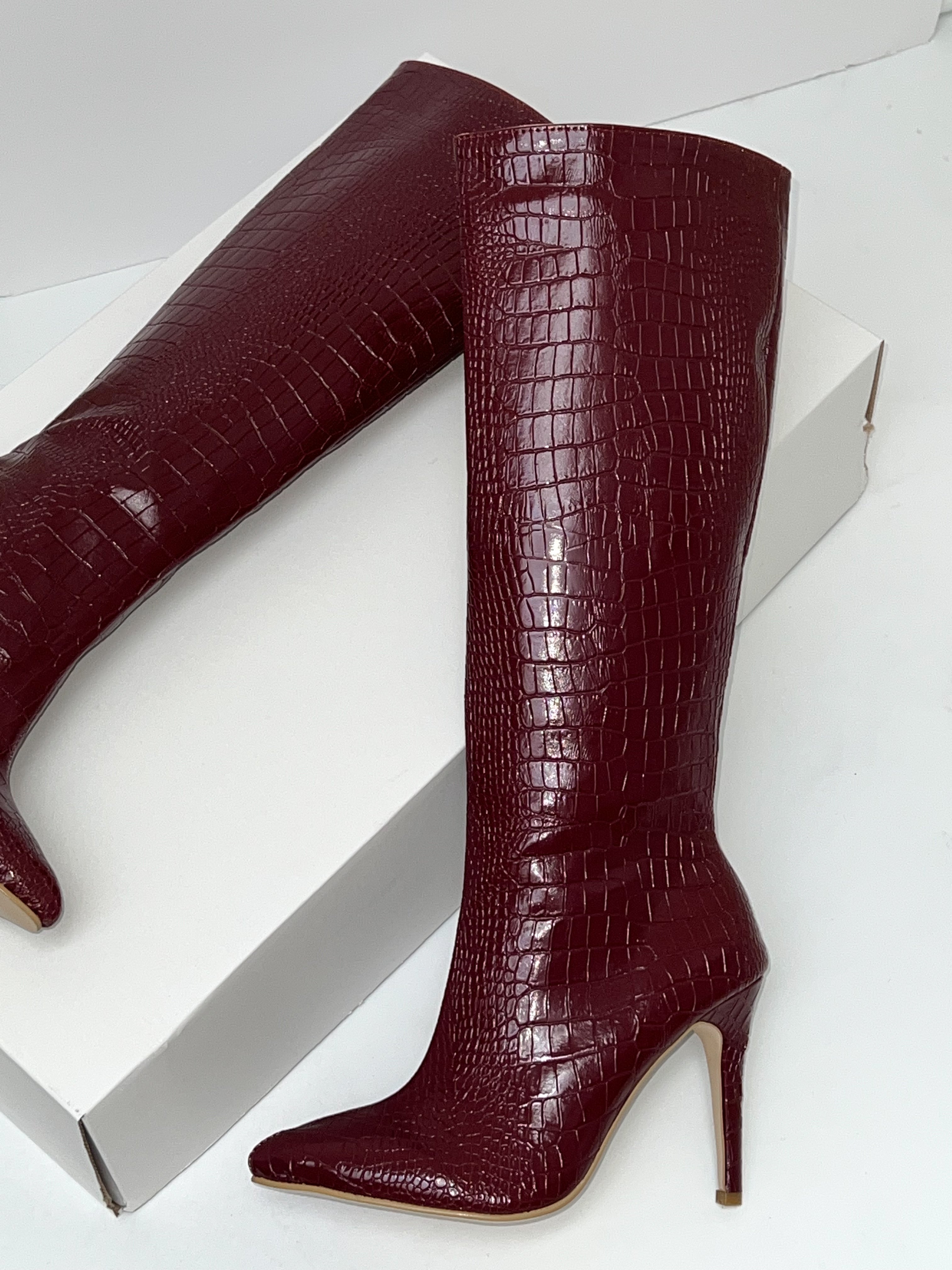 Bota croco charol vino