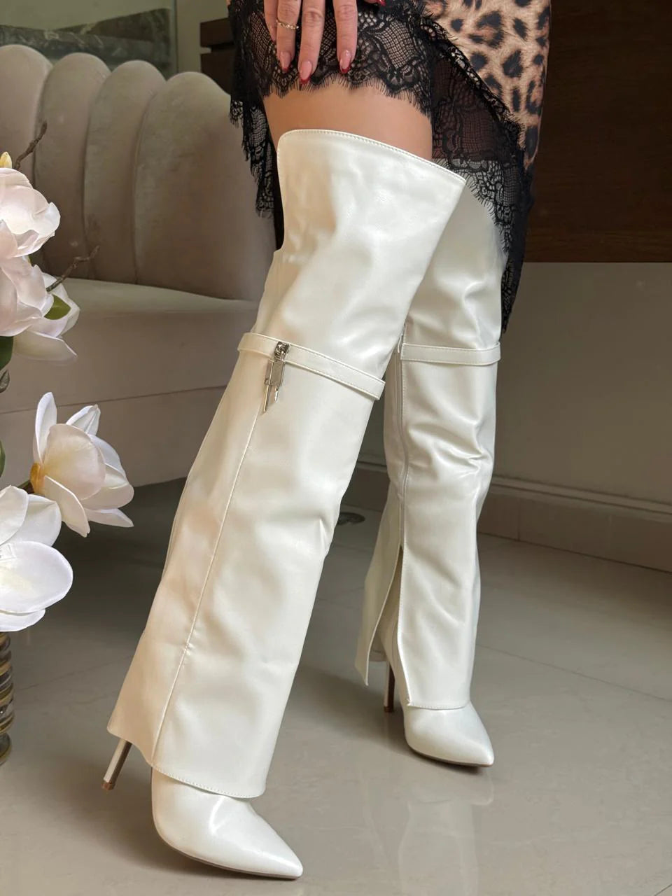 Botas hueso de hebilla