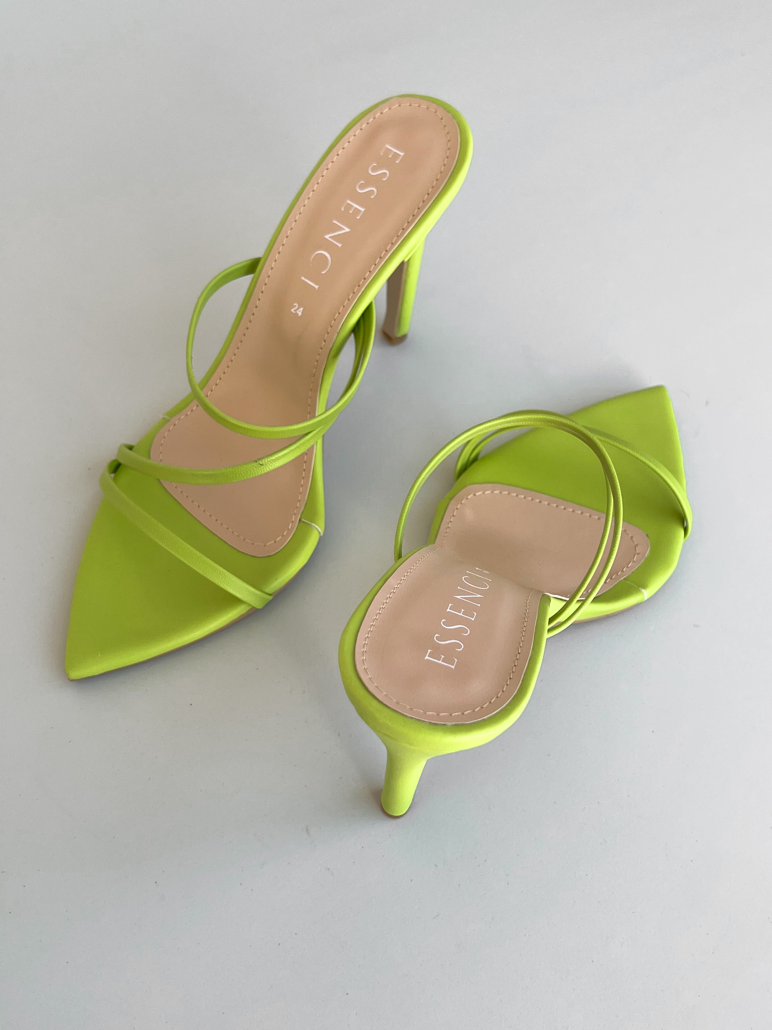 Zapatilla verde