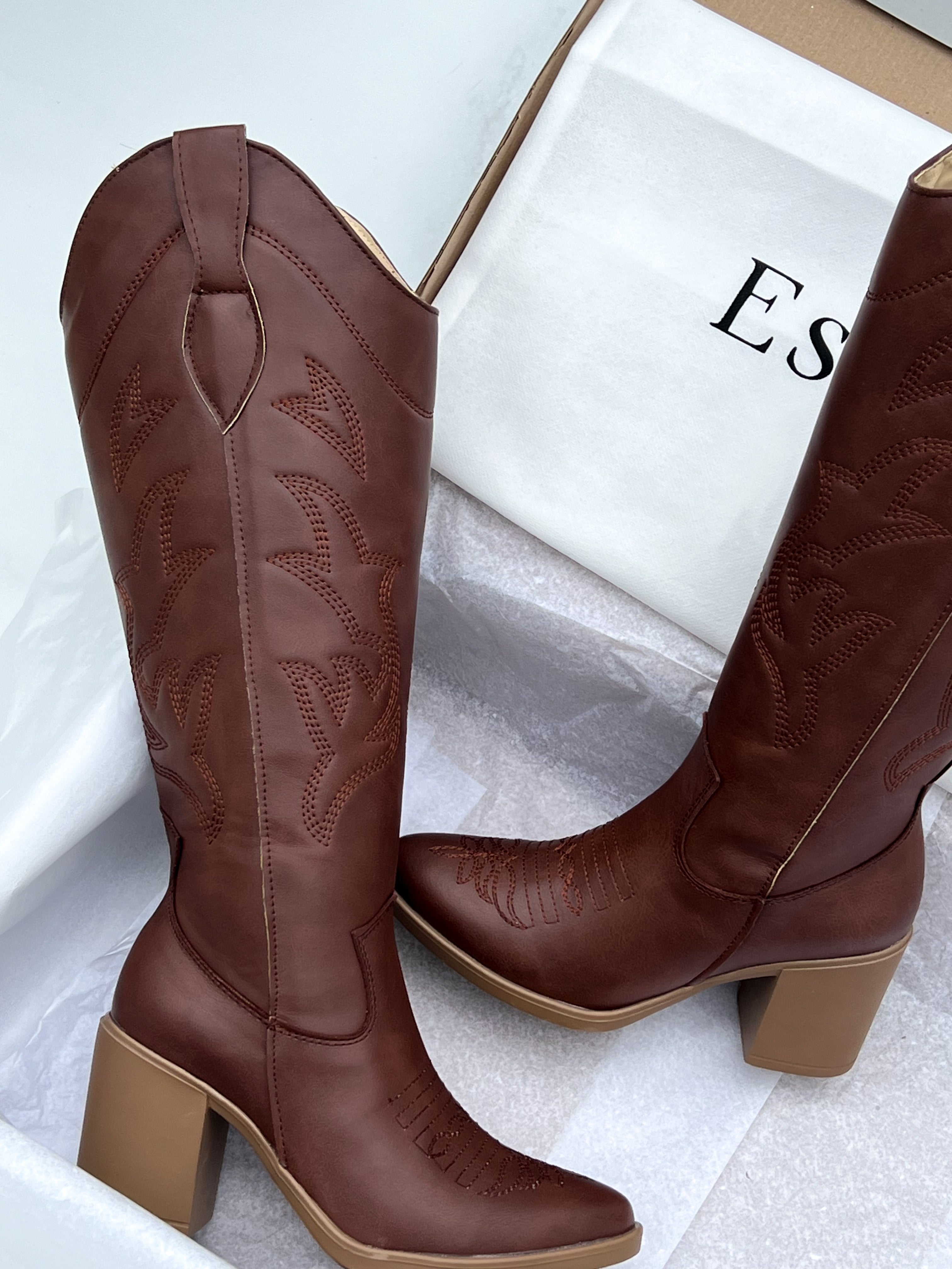 Bota vaquera chocolate