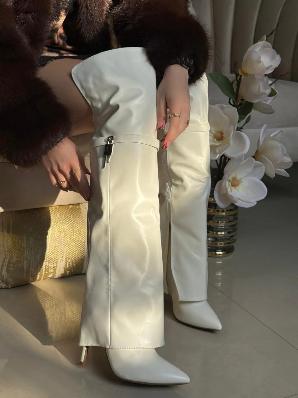 Botas hueso de hebilla