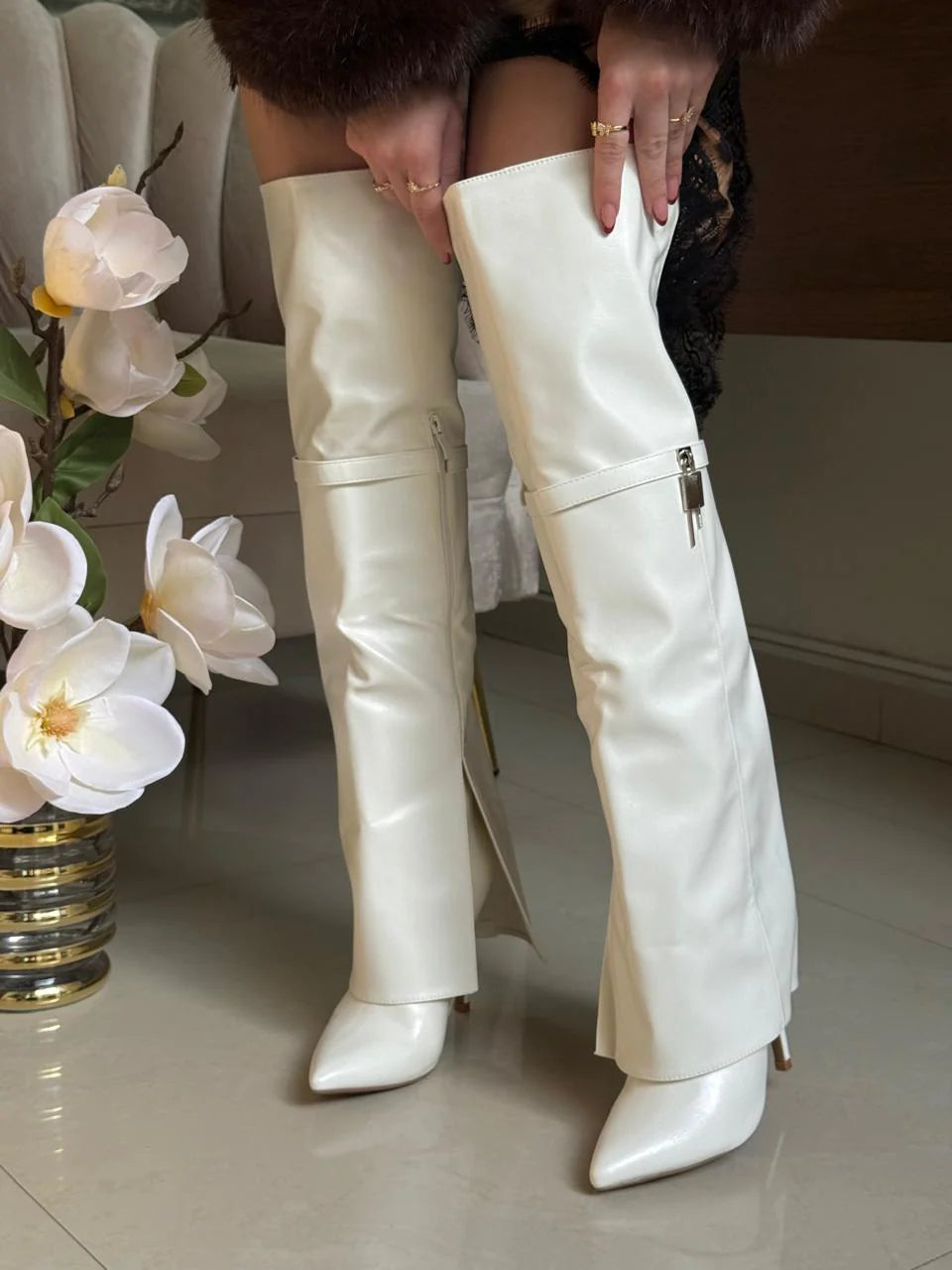 Botas hueso de hebilla