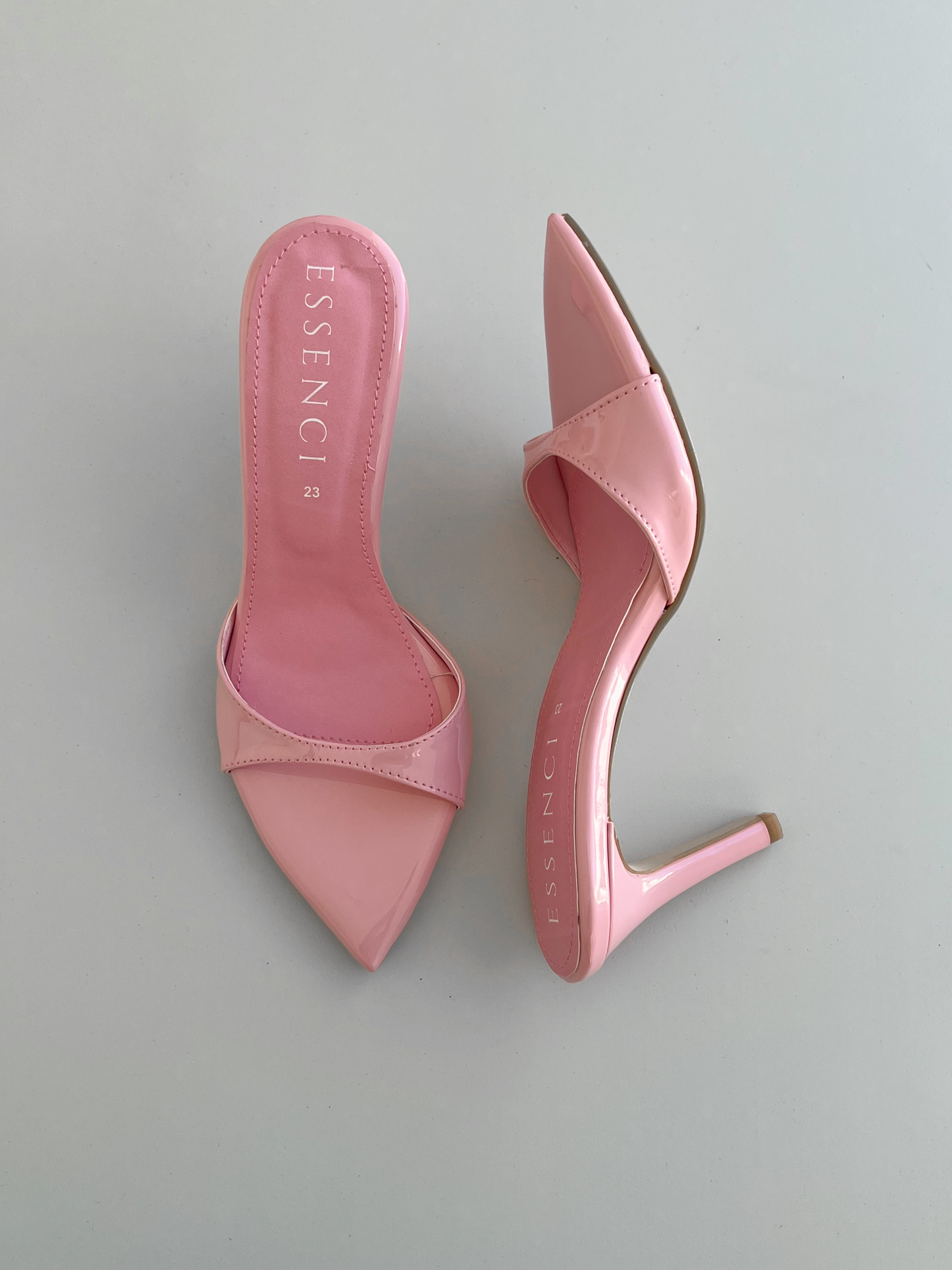 Zapatilla estilo mule rosa