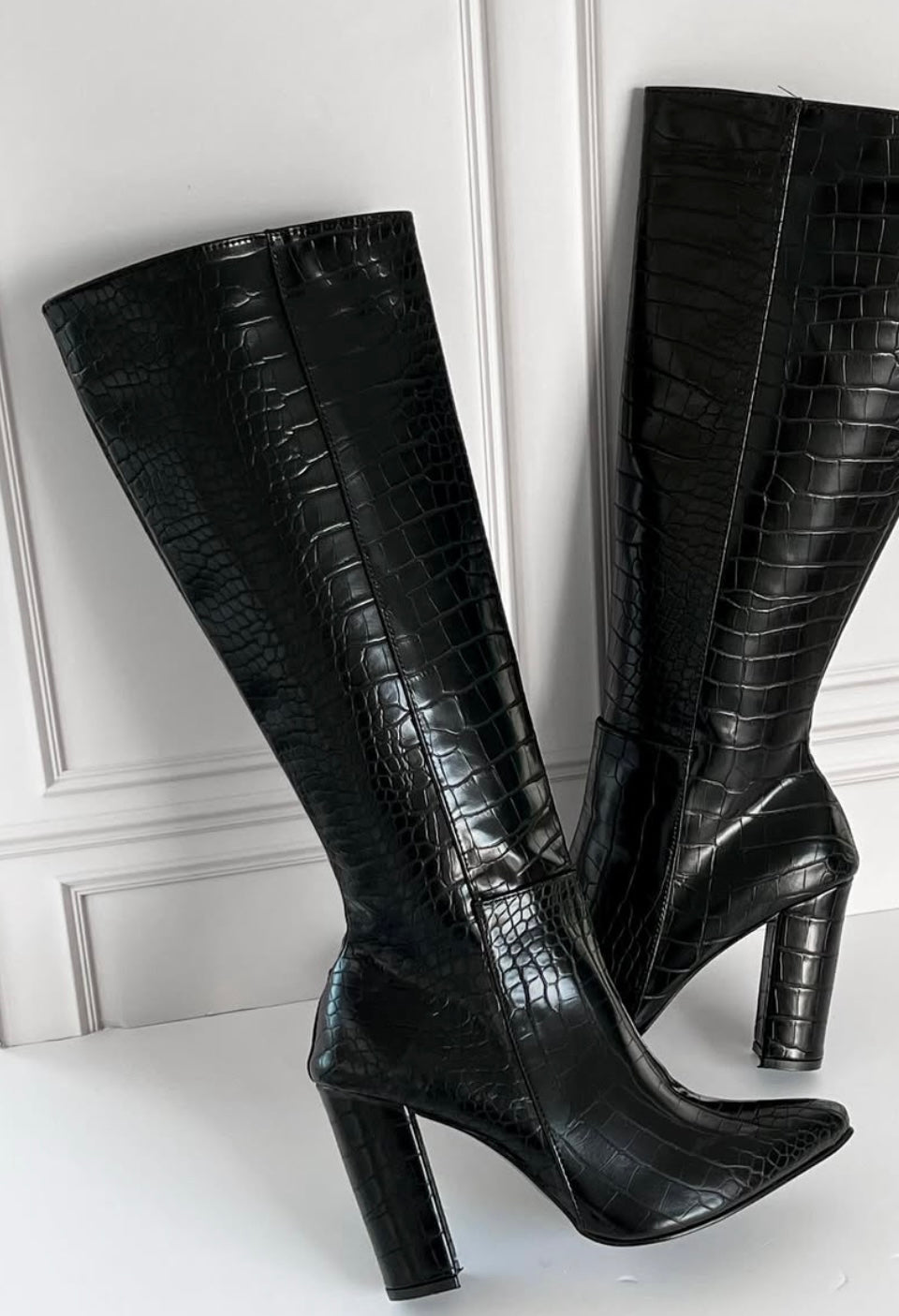 Bota croco tacón cuadrado