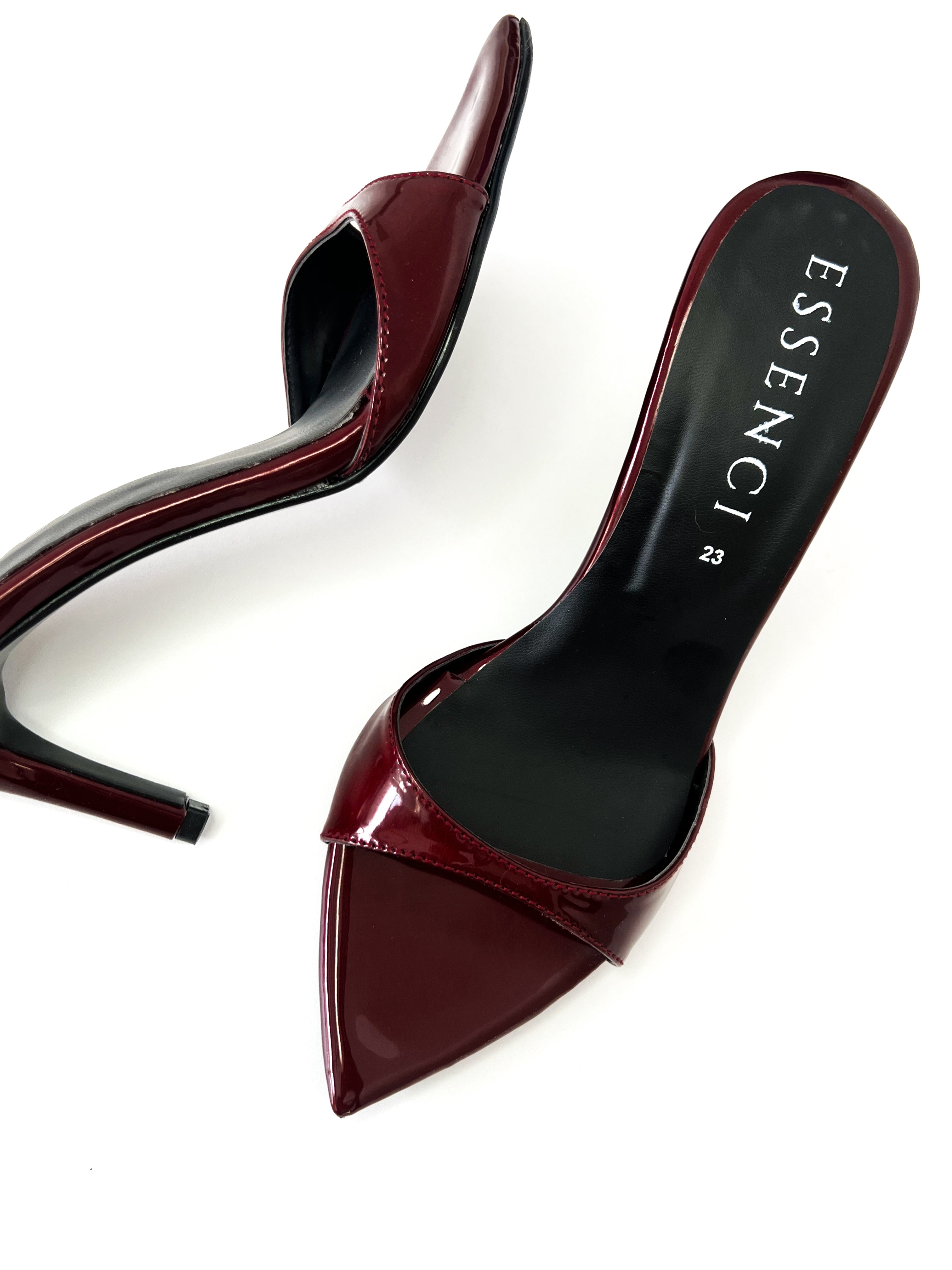 Zapatilla abierta vino