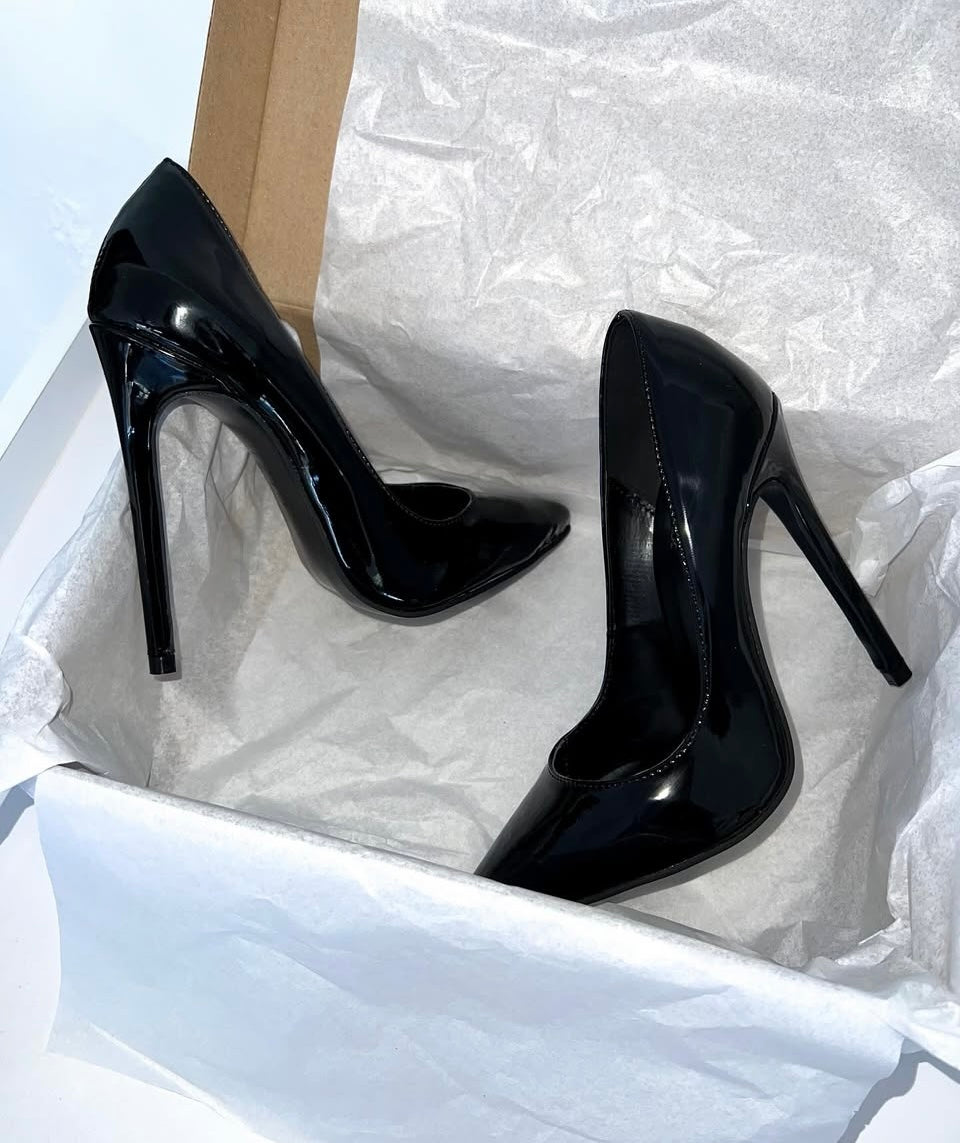 Zapatilla Stiletto negro