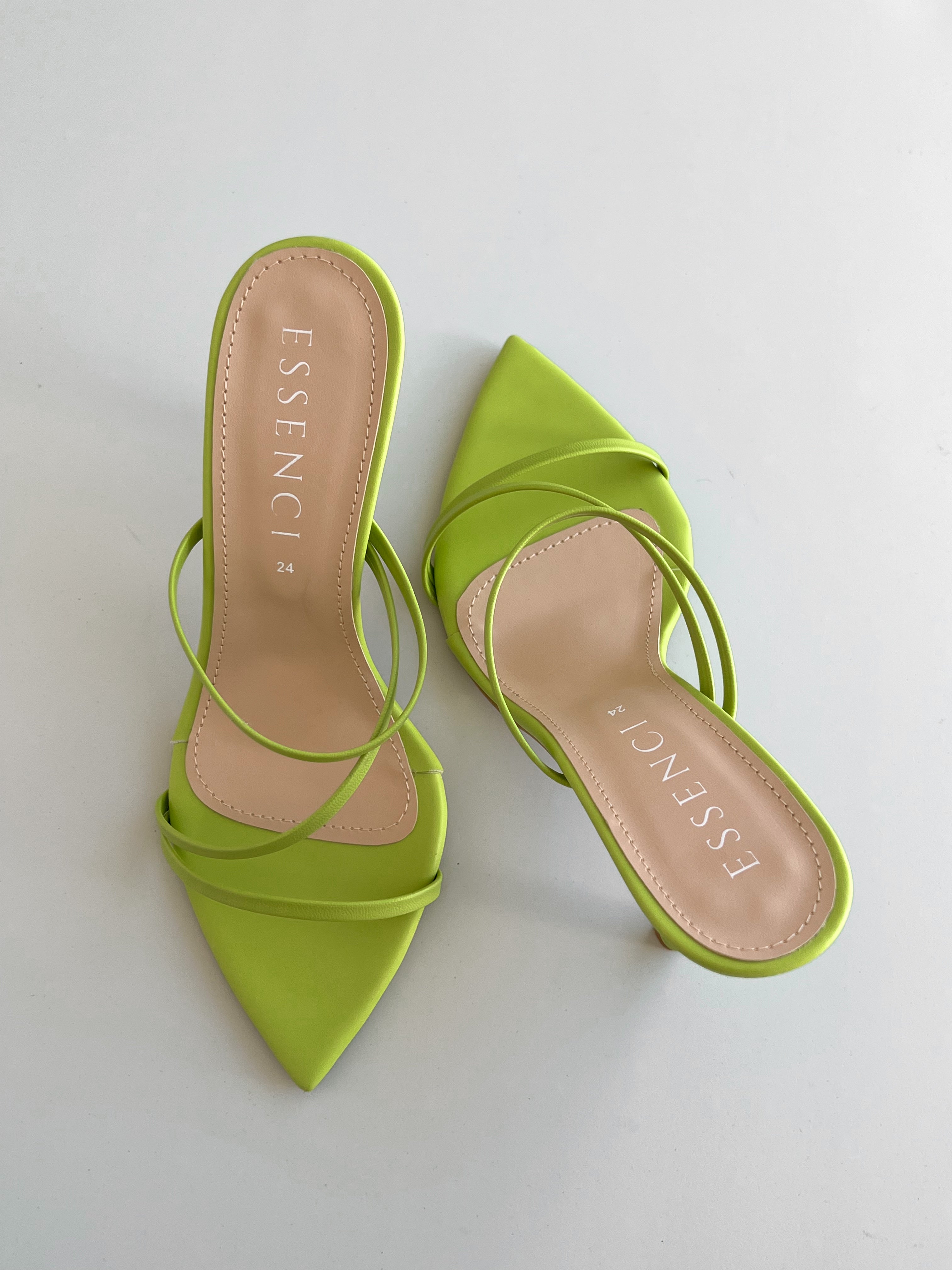 Zapatilla verde