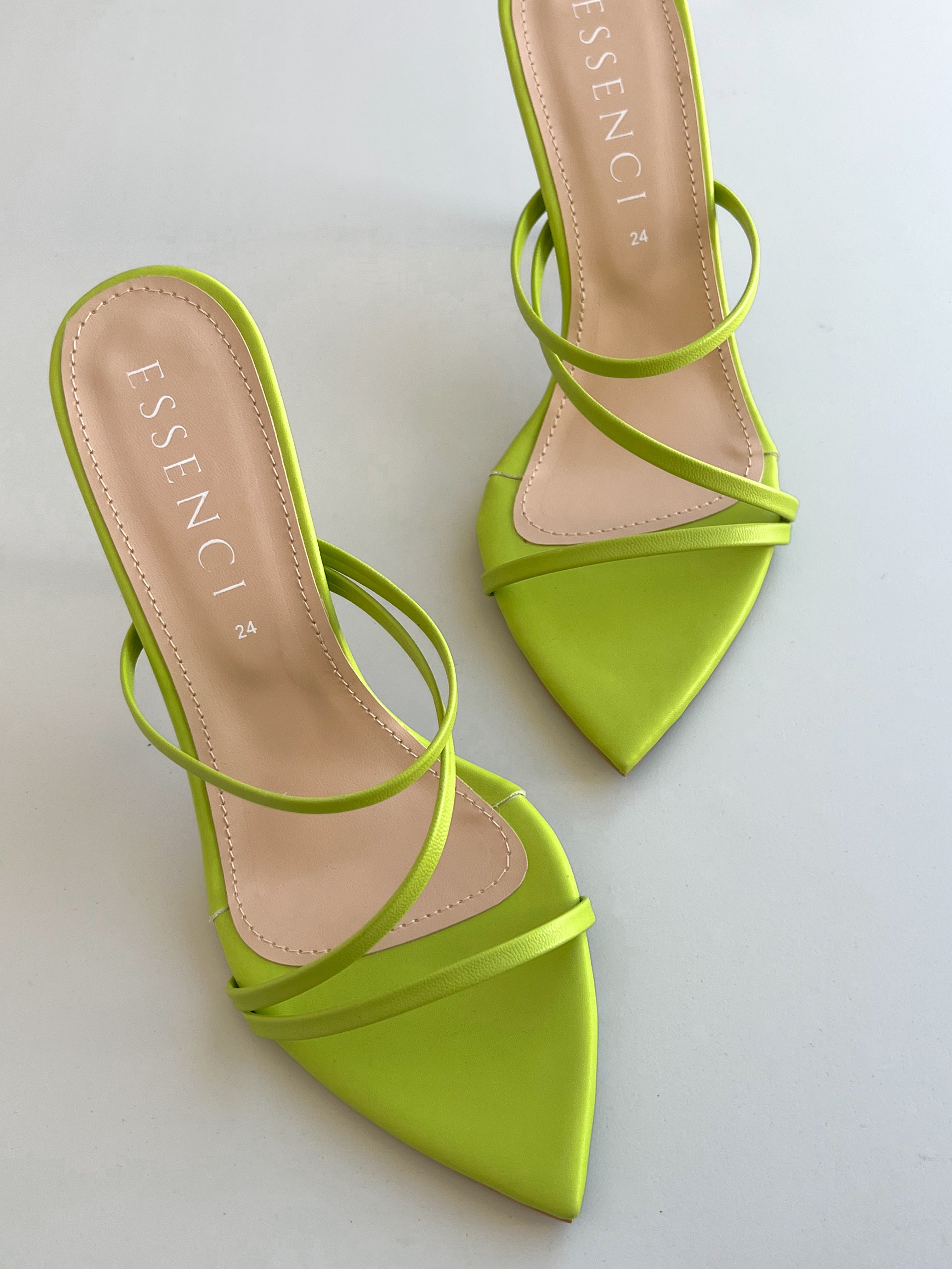 Zapatilla verde