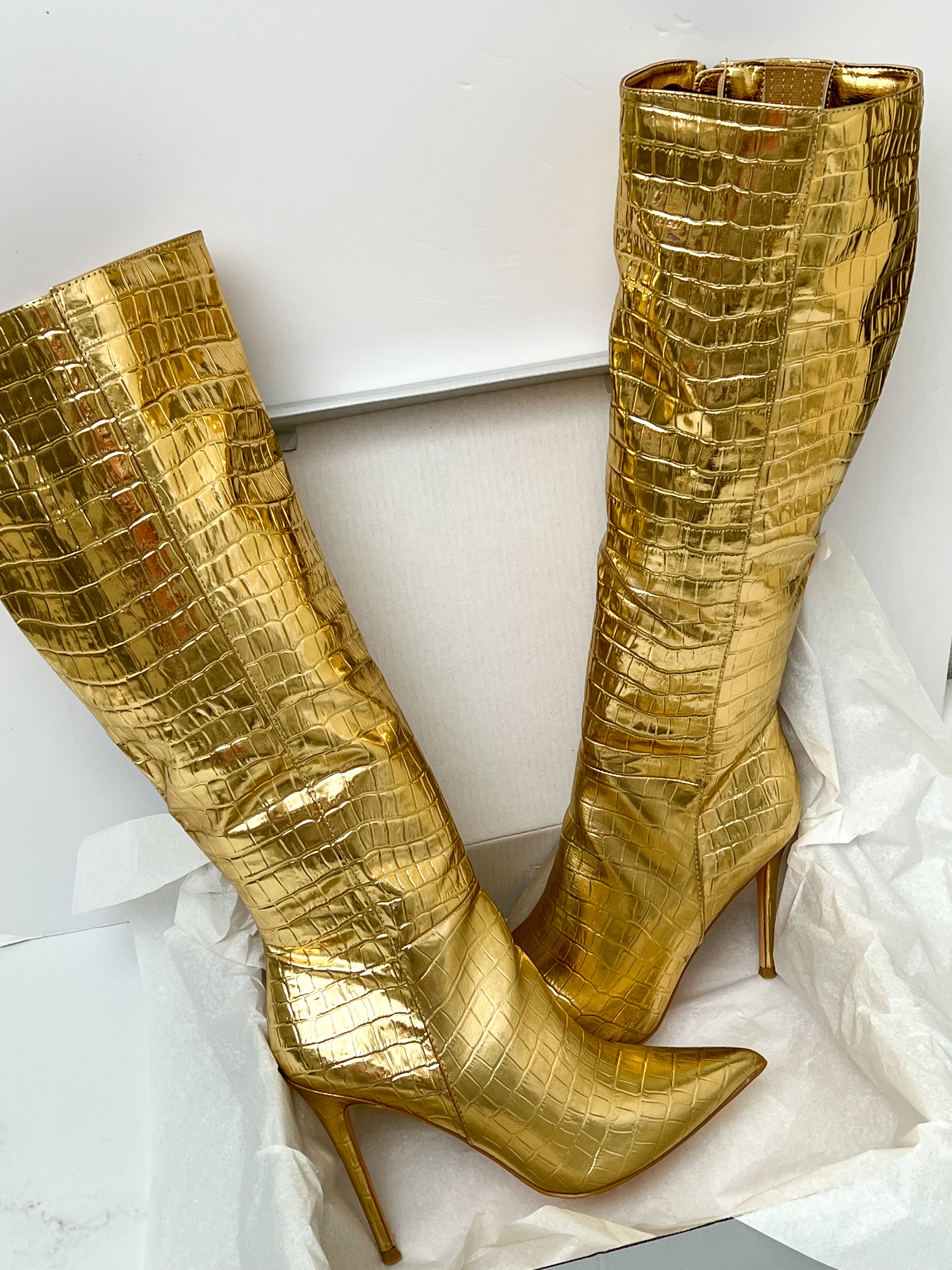 Botas croco doradas a la rodilla