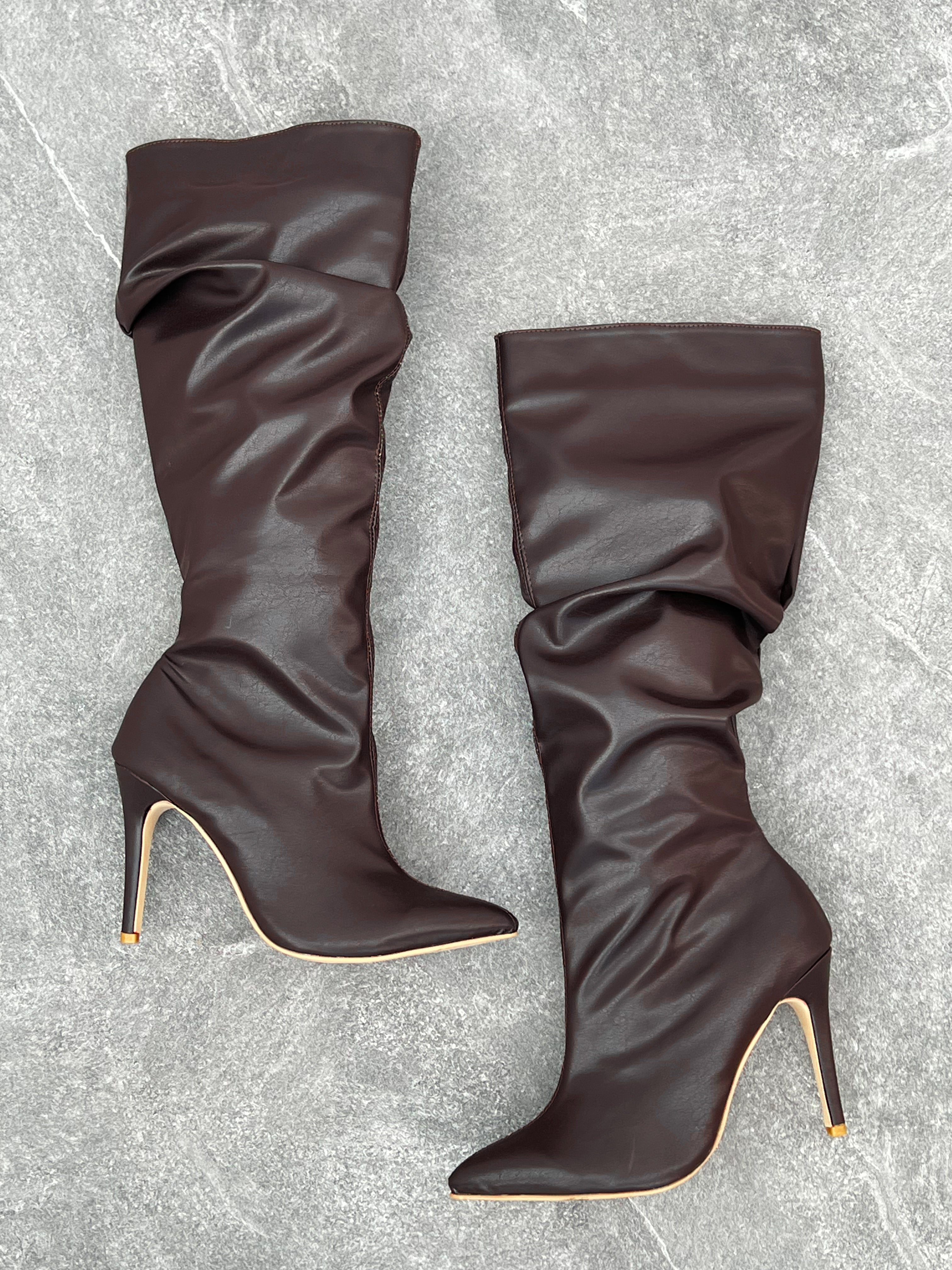 bota arrugada chocolate