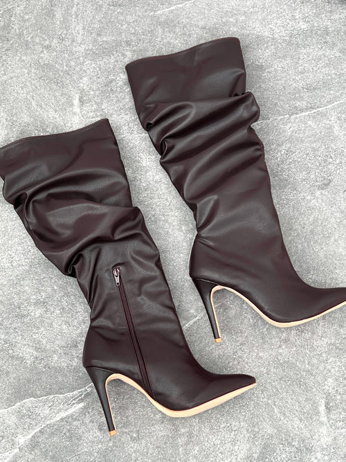 bota arrugada chocolate