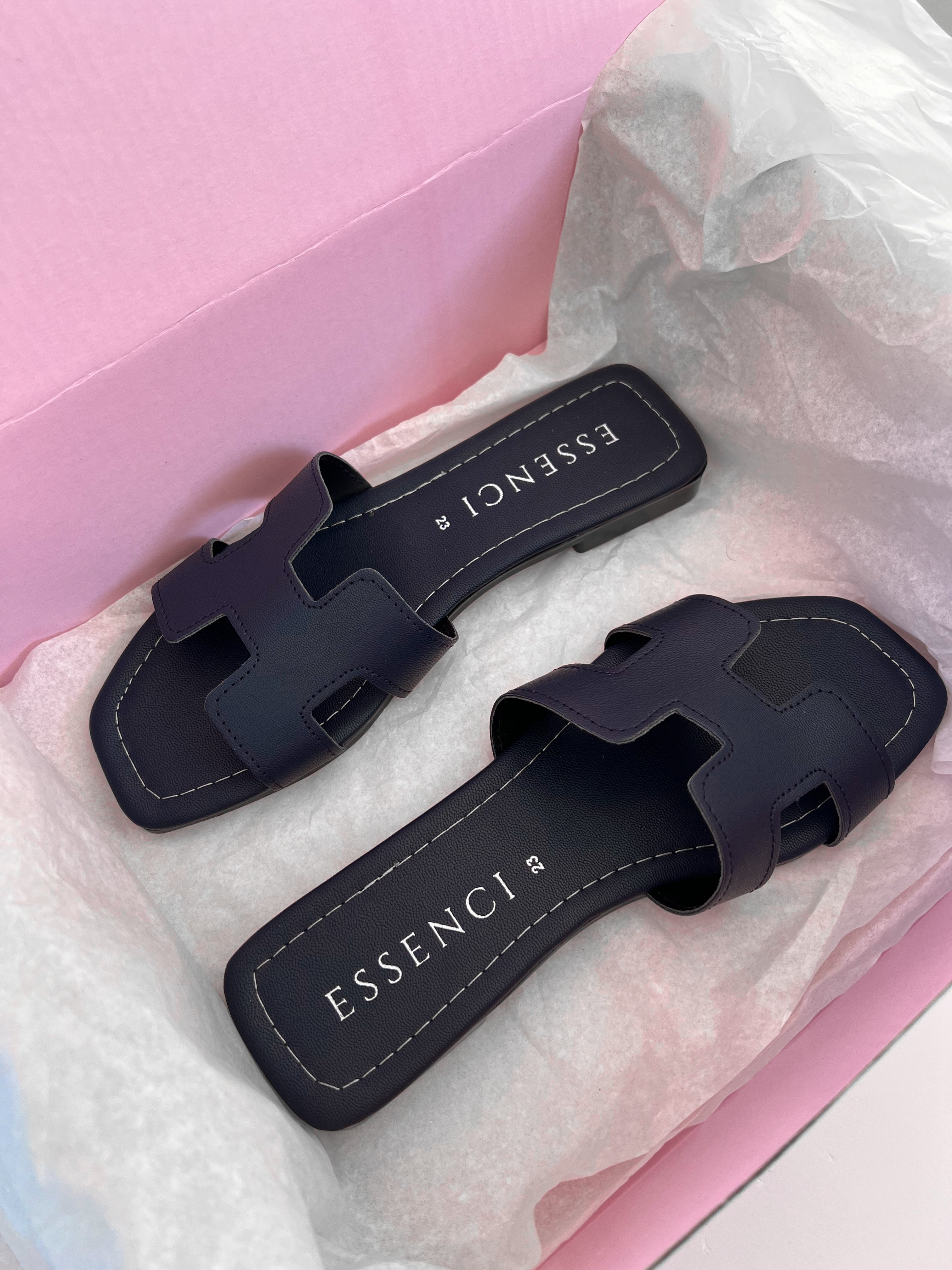 Sandalia azul marino